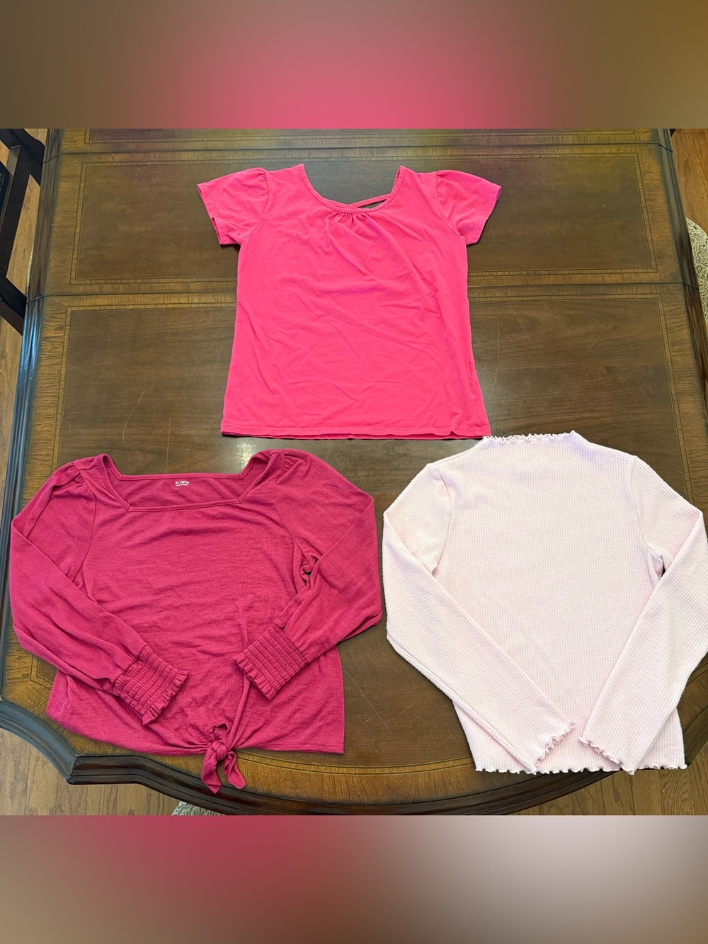 Kids long sleeve and short sleeve shirts.